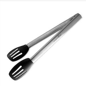 Pampered Chef LARGE stainless steel kitchen tongs. Secure grip. LOCKS.